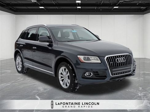 Used 2015 Audi Q5 2.0T Premium Plus w/ Technology Package image 9