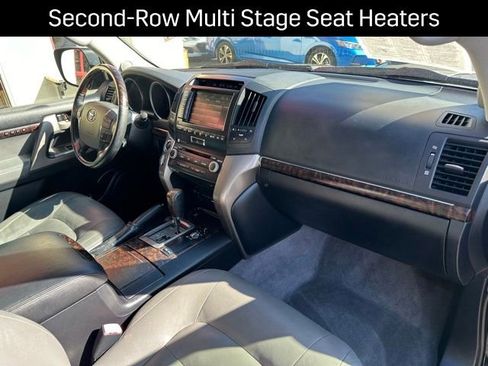 Used 2011 Toyota Land Cruiser image 29