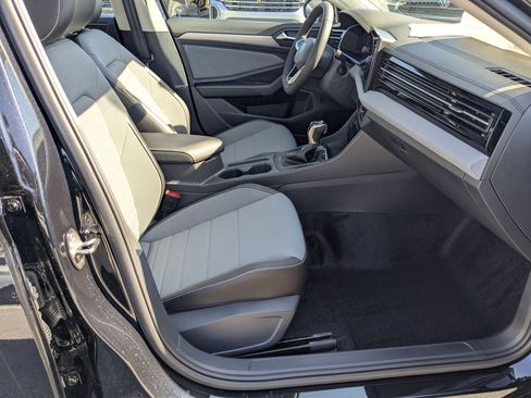 New 2026 Volkswagen Jetta SE image 34
