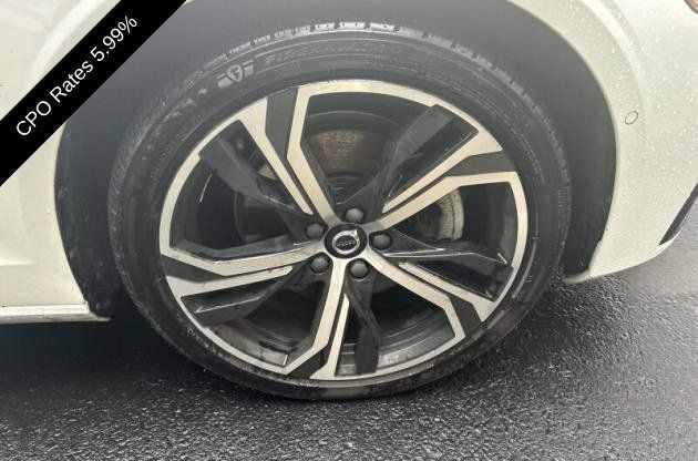 Used 2024 Volvo S60 B5 Ultimate AWD/4WD image 16