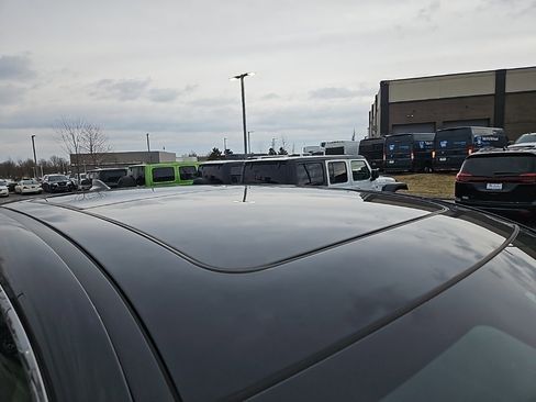 Used 2023 Acura MDX FWD w/ Technology Package image 9