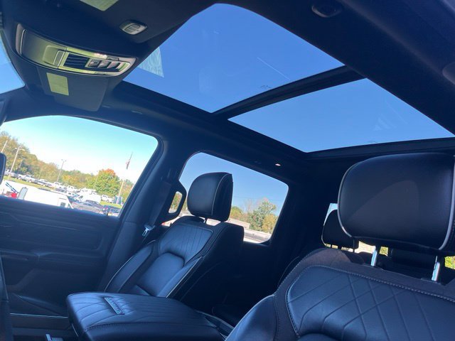 Used 2025 RAM 1500 Limited AWD/4WD image 19