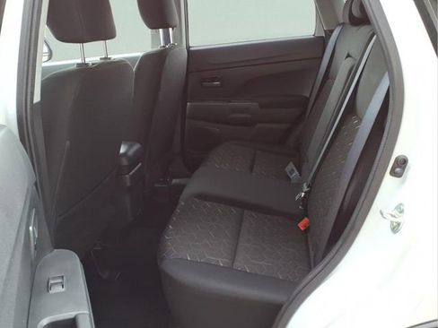 Used 2024 Mitsubishi Outlander Sport ES image 24