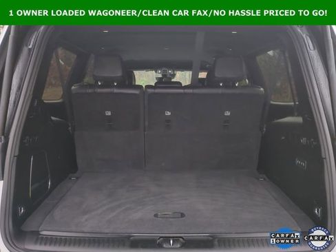 Used 2023 Jeep Wagoneer L Series II image 5