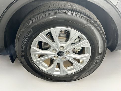 Used 2024 Ford Escape Active image 11