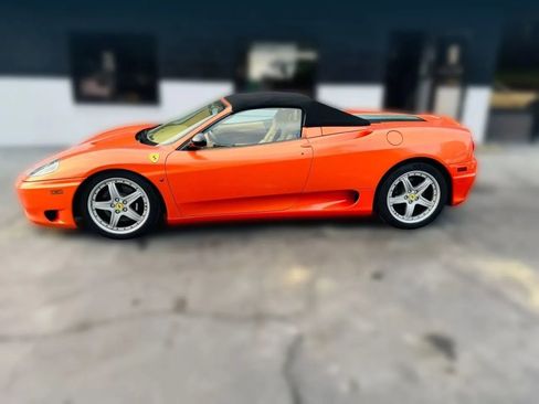 Used 2003 Ferrari 360 Spider image 2