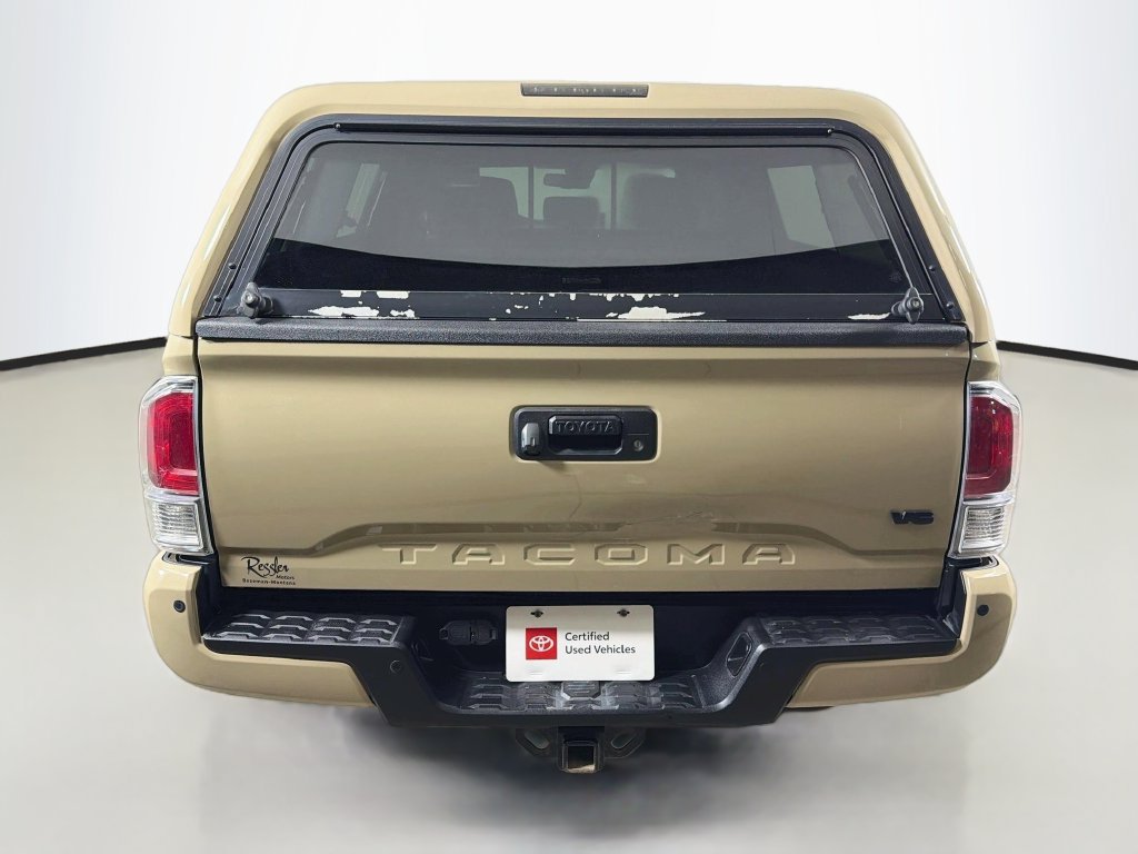 Used 2020 Toyota Tacoma TRD Off-Road w/ Technology Package AWD/4WD image 7