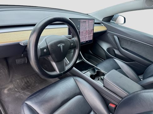 Used 2020 Tesla Model 3 RWD image 7