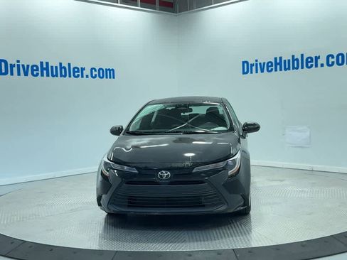 Used 2023 Toyota Corolla LE image 6