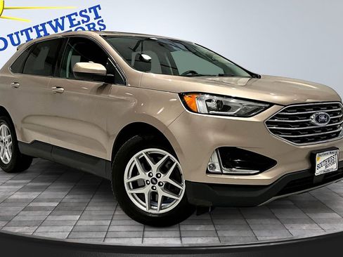 Used 2021 Ford Edge SEL w/ Cargo Accessory Package AWD/4WD image 3