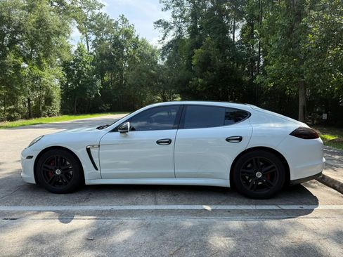 Used 2013 Porsche Panamera 4 AWD/4WD image 8