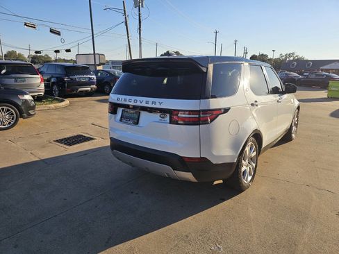 Used 2019 Land Rover Discovery HSE image 4
