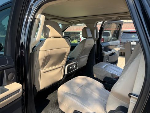 Used 2023 Ford Expedition Max Limited AWD/4WD image 14