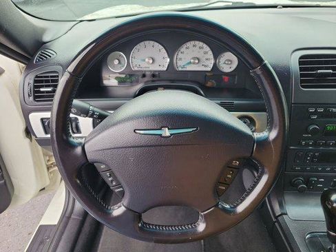 Used 2003 Ford Thunderbird Deluxe RWD image 16