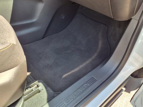 Used 2023 Chevrolet Equinox LT FWD image 80