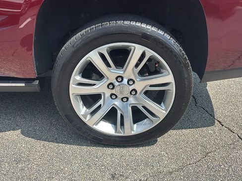 Used 2018 Cadillac Escalade Premium Luxury AWD/4WD image 28