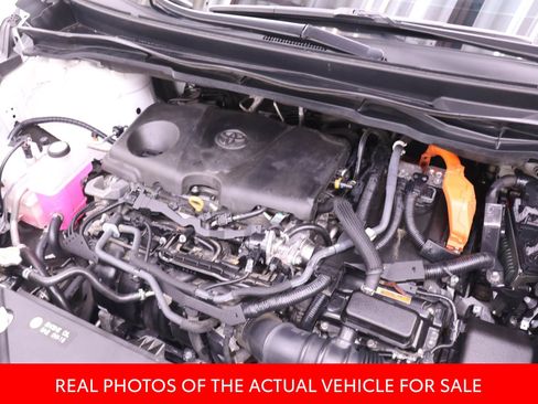 Certified 2024 Toyota Sienna LE image 17