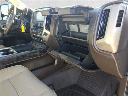 Used 2016 GMC Sierra 2500 Denali w/ Duramax Plus Package image 24