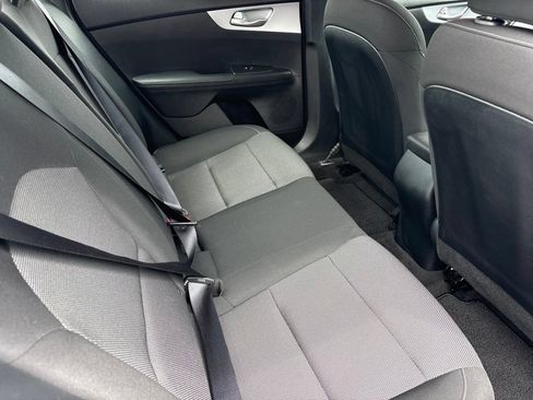 Used 2024 Kia Forte LXS w/ LXS Technology Package FWD image 27
