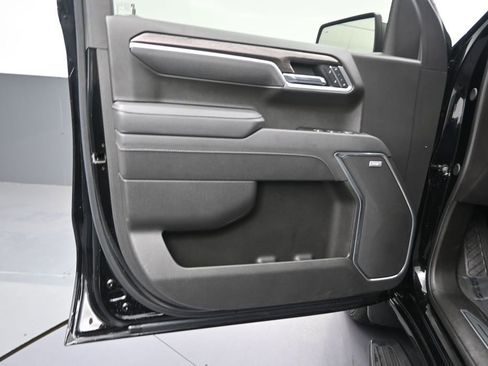 Used 2025 Chevrolet Silverado 1500 LTZ AWD/4WD image 10