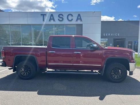 Used 2018 GMC Sierra 1500 SLT AWD/4WD image 11