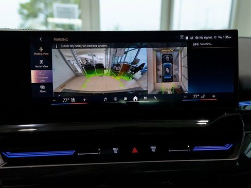 Used 2026 BMW 530i xDrive w/ Premium Package image 31