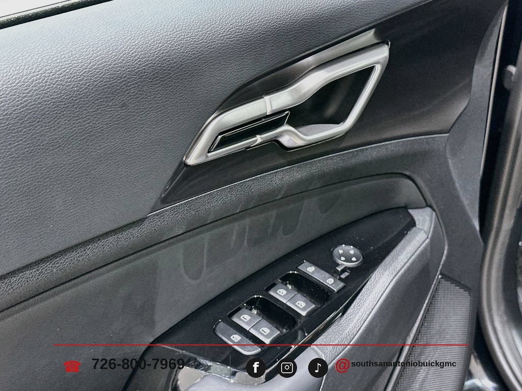 Used 2025 Kia Sportage EX FWD image 19