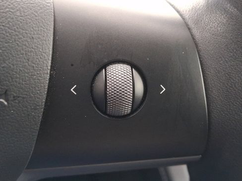 Used 2022 Tesla Model 3 Long Range image 22