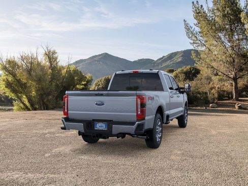 New 2026 Ford F250 Lariat w/ Lariat Premium Package image 8