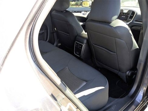 Used 2023 Chrysler 300 Touring image 37