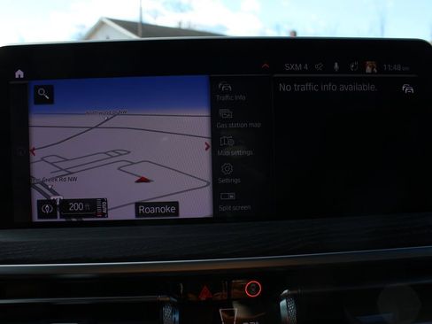 Used 2023 BMW X4 xDrive30i w/ M Sport Package image 17