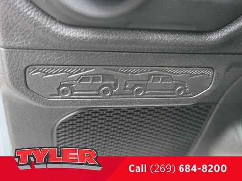 New 2026 Jeep Gladiator Sport image 25