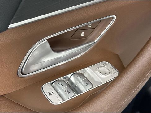 Used 2024 Mercedes-Benz GLS 450 4MATIC w/ AMG Line Exterior image 29