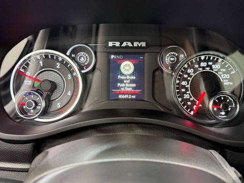 Used 2024 RAM 2500 Big Horn image 20