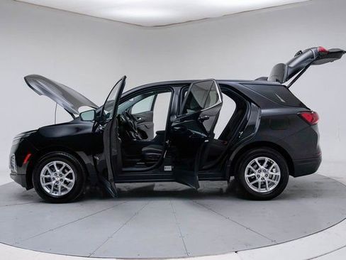 Used 2024 Chevrolet Equinox LT w/ LPO, Floor Liner Package image 18