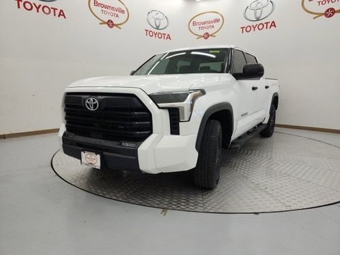 Used 2022 Toyota Tundra SR5 image 2