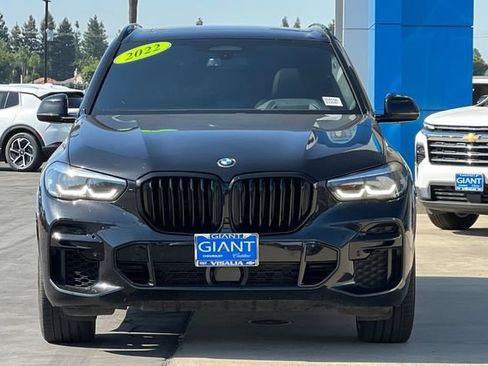 Used 2022 BMW X5 xDrive40i w/ M Sport Package AWD/4WD image 9