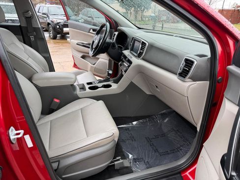 Used 2019 Kia Sportage EX image 26