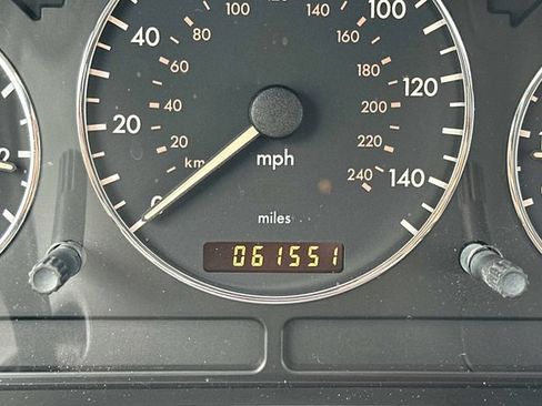 Used 2005 Mercedes-Benz ML 350 4MATIC image 21