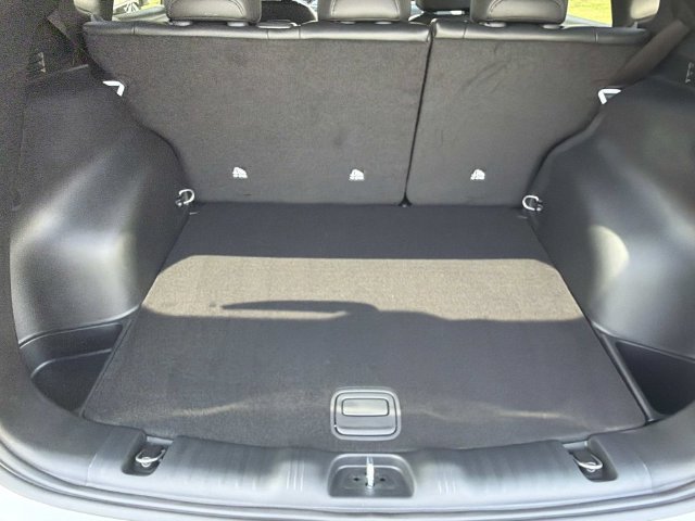 New 2026 Jeep Compass Latitude AWD/4WD image 28