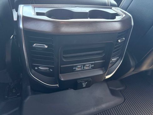 Used 2022 RAM 1500 Laramie AWD/4WD image 25