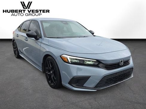 Used 2023 Honda Civic Sport image 4