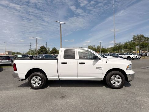 Used 2024 RAM 1500 Classic SLT AWD/4WD image 2