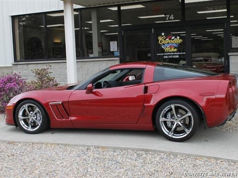 Used 2012 Chevrolet Corvette Grand Sport w/ 3LT Preferred Equipment Group RWD image 7