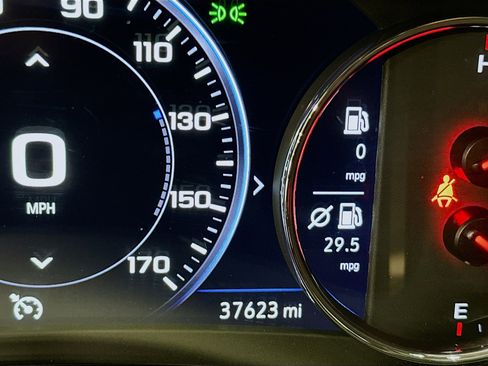 Used 2024 Chevrolet Malibu LT FWD image 19