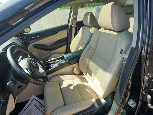 Used 2018 Nissan Maxima Platinum FWD image 20