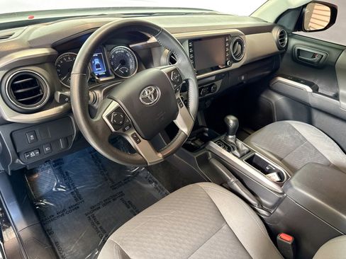 Used 2023 Toyota Tacoma SR image 4