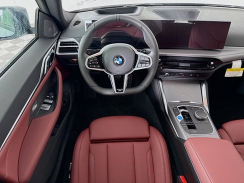Used 2026 BMW i4 xDrive40i AWD/4WD image 18