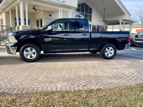 Used 2024 RAM 1500 Classic SLT image 2