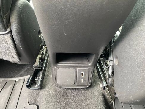 Used 2020 Buick Encore GX Select w/ Experience Buick Package AWD/4WD image 23